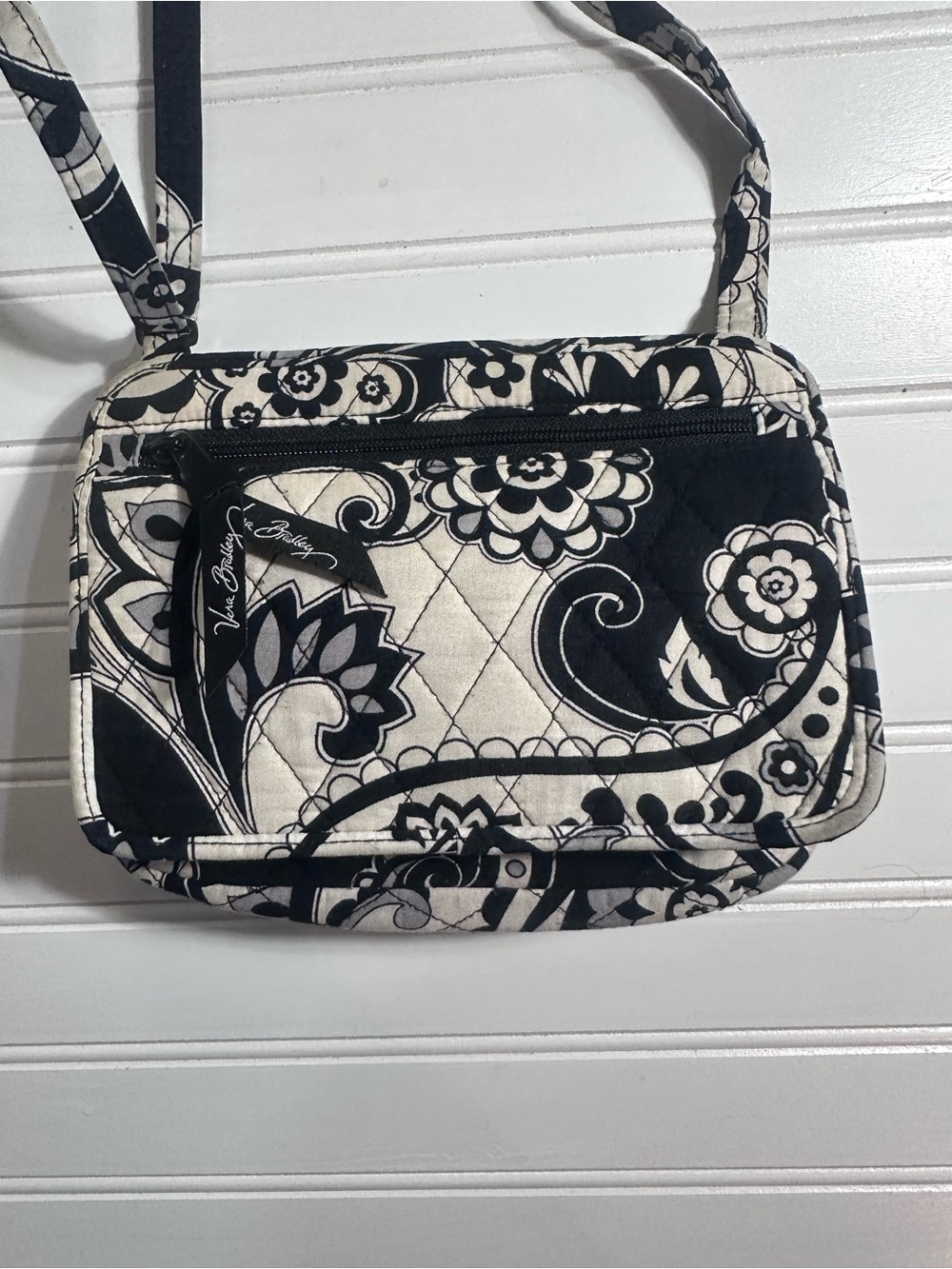 Vera Bradley retired Midnight Paisley small crossbody bag purse black & white